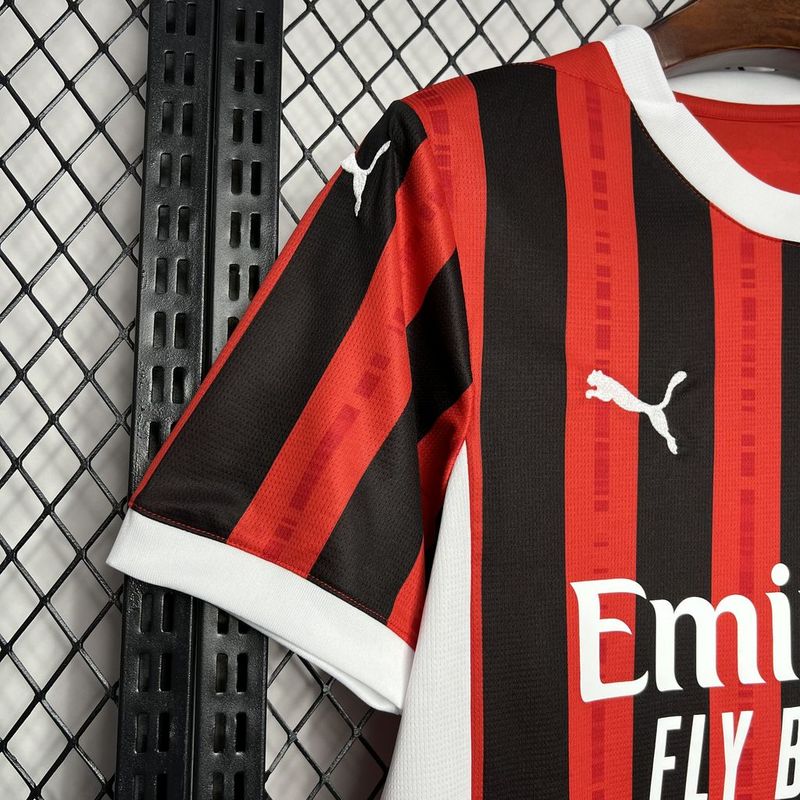 Camisa Milan Home 24/25 - Versão Torcedor