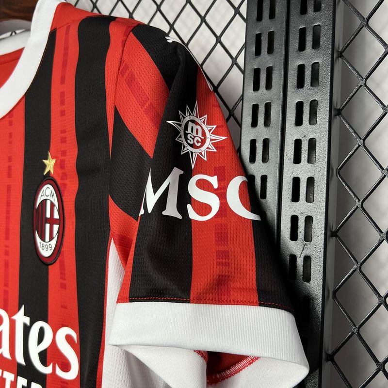 Camisa Milan Home 24/25 - Versão Torcedor