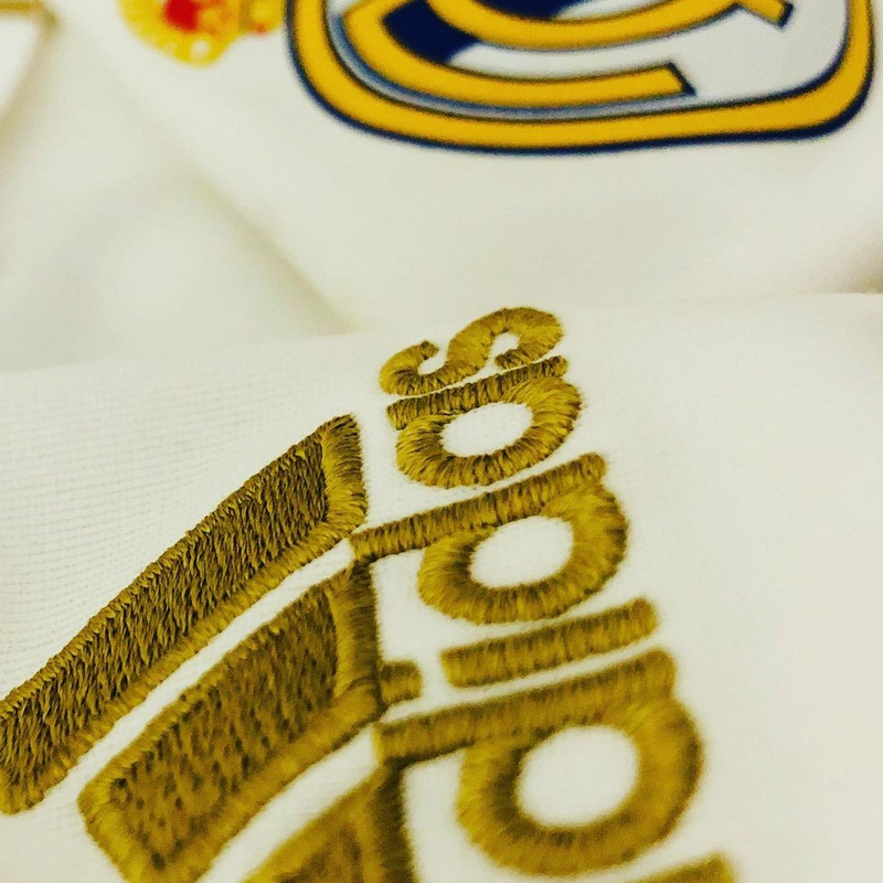 Camisa Real Madrid Home 2011/2012 - Versão Retro