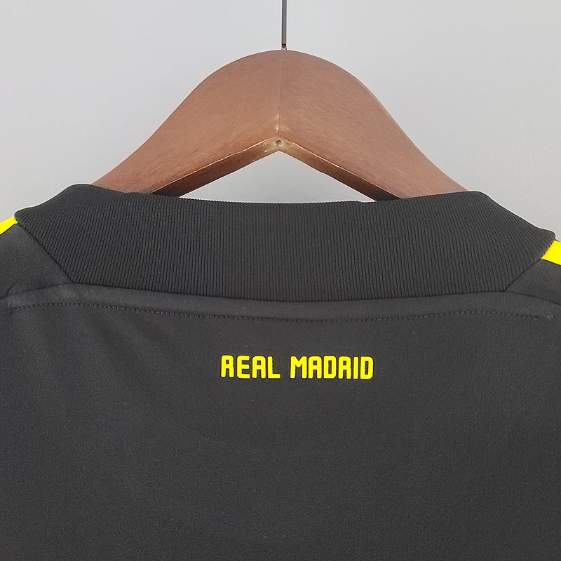 Camisa Real Madrid Goleiro Black 11/12 - Versão Retro